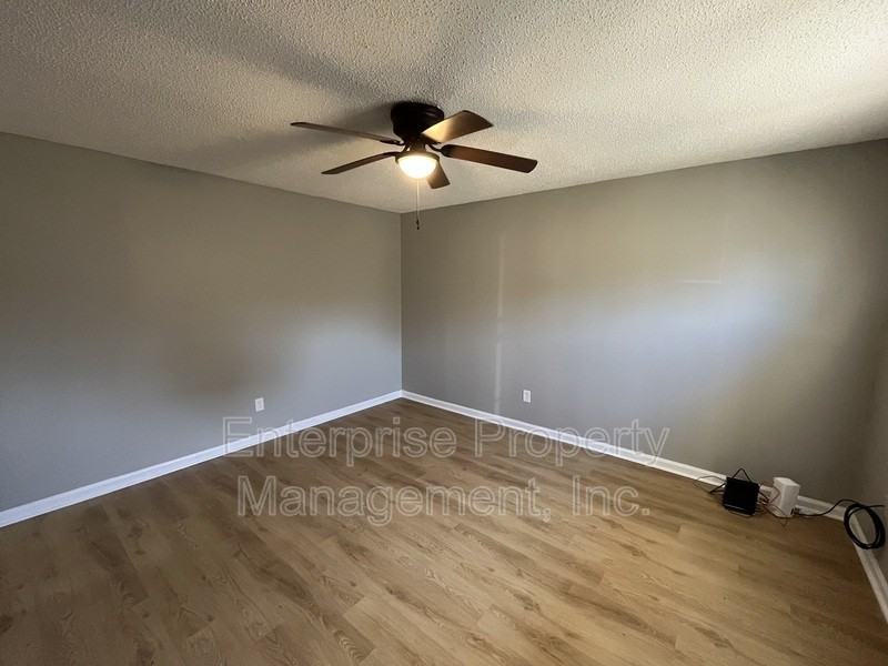 5362 Beaverton Dr - Photo 4 of 11