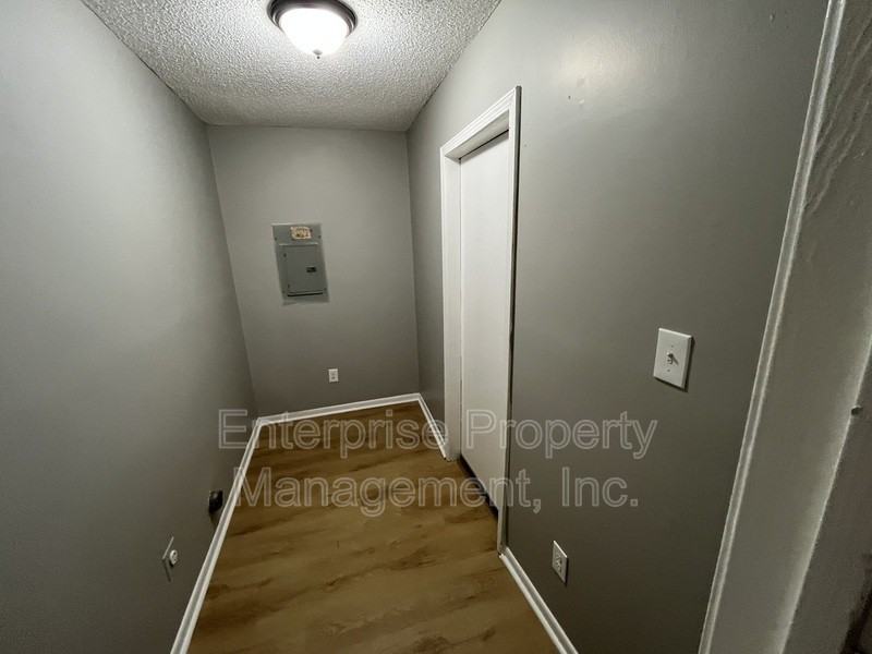 5362 Beaverton Dr - Photo 7 of 11