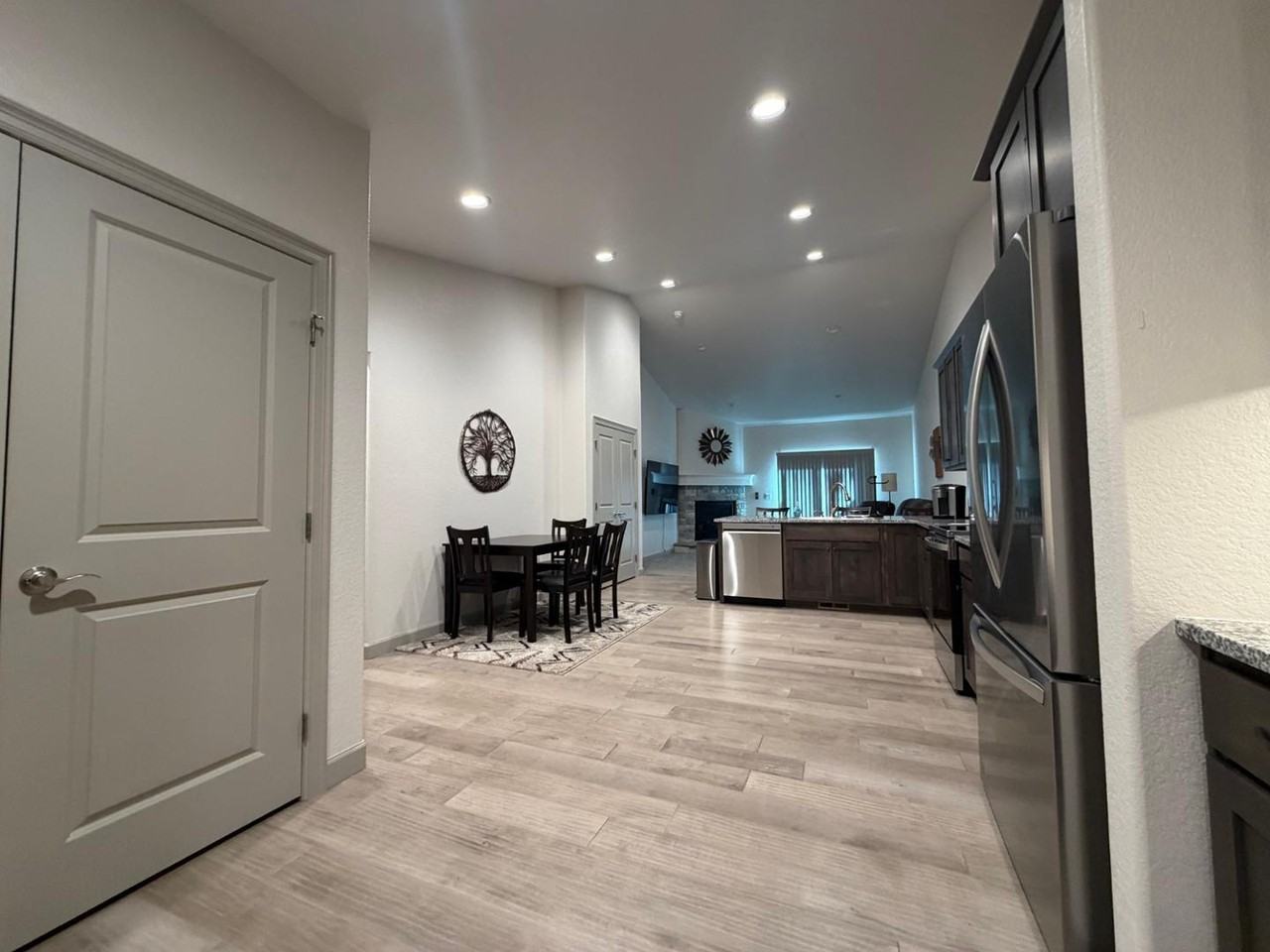 518 Brecken Ct - Photo 3 of 19