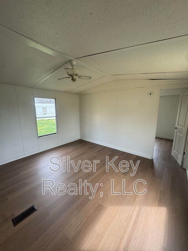 3631 Sweetwater Vonore Rd #3635 - Photo 4 of 13