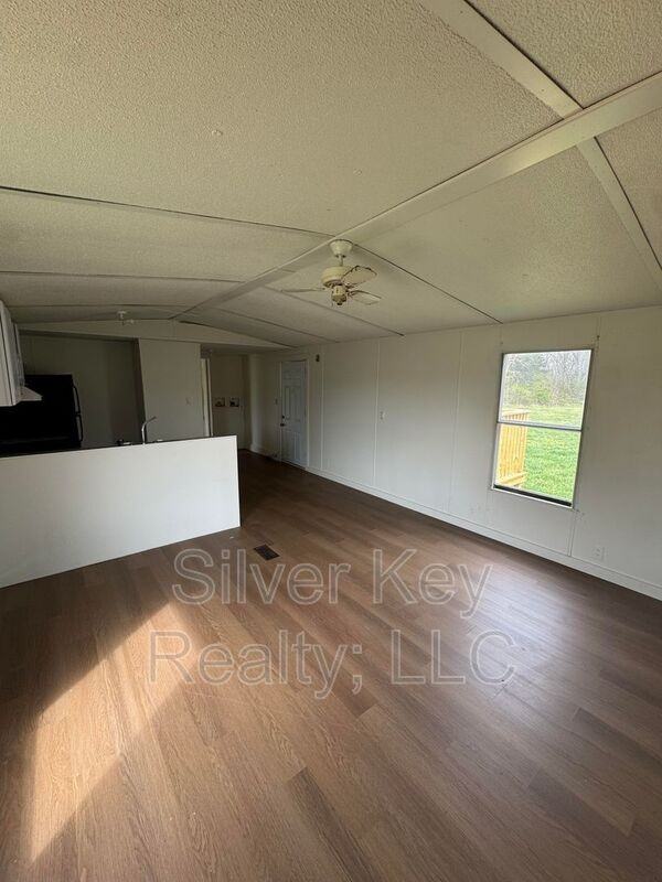 3631 Sweetwater Vonore Rd #3635 - Photo 5 of 13