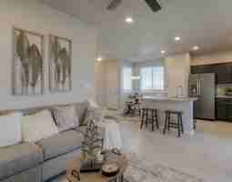 featured image of 3617 Queen Ct Ne