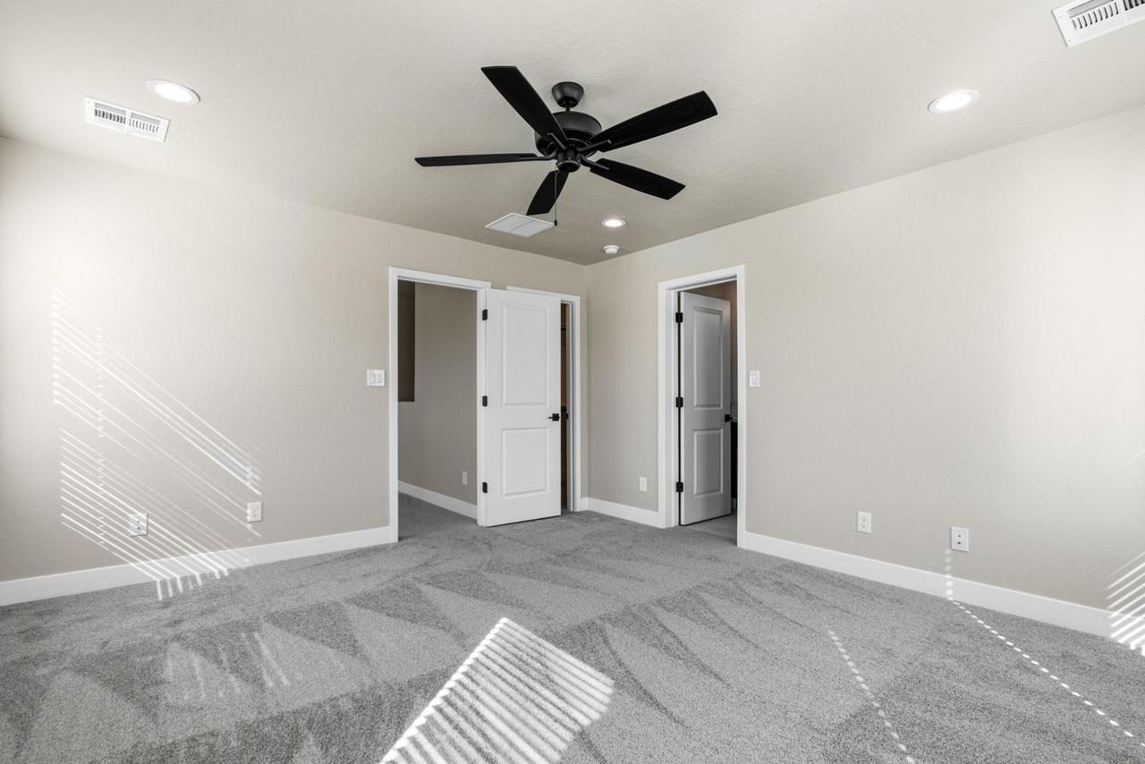 4404 Wymont Cir Ne - Photo 5 of 39