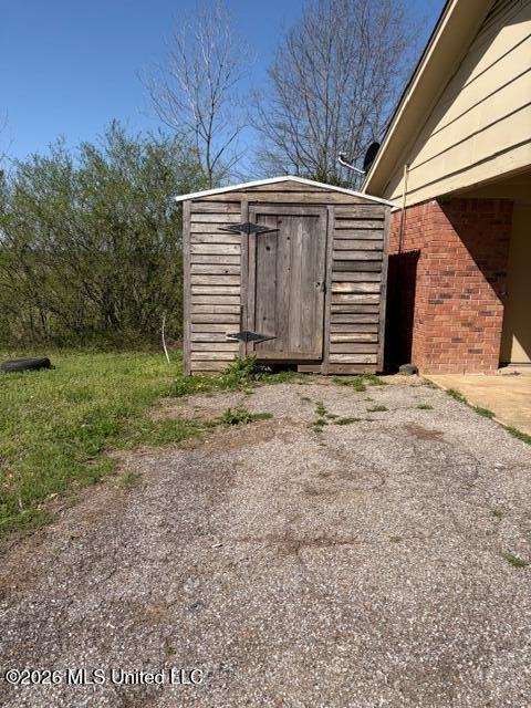 2755 Johnston Rd - Photo 2 of 10