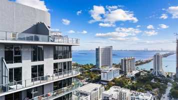 featured image of 121 Ne 34th St