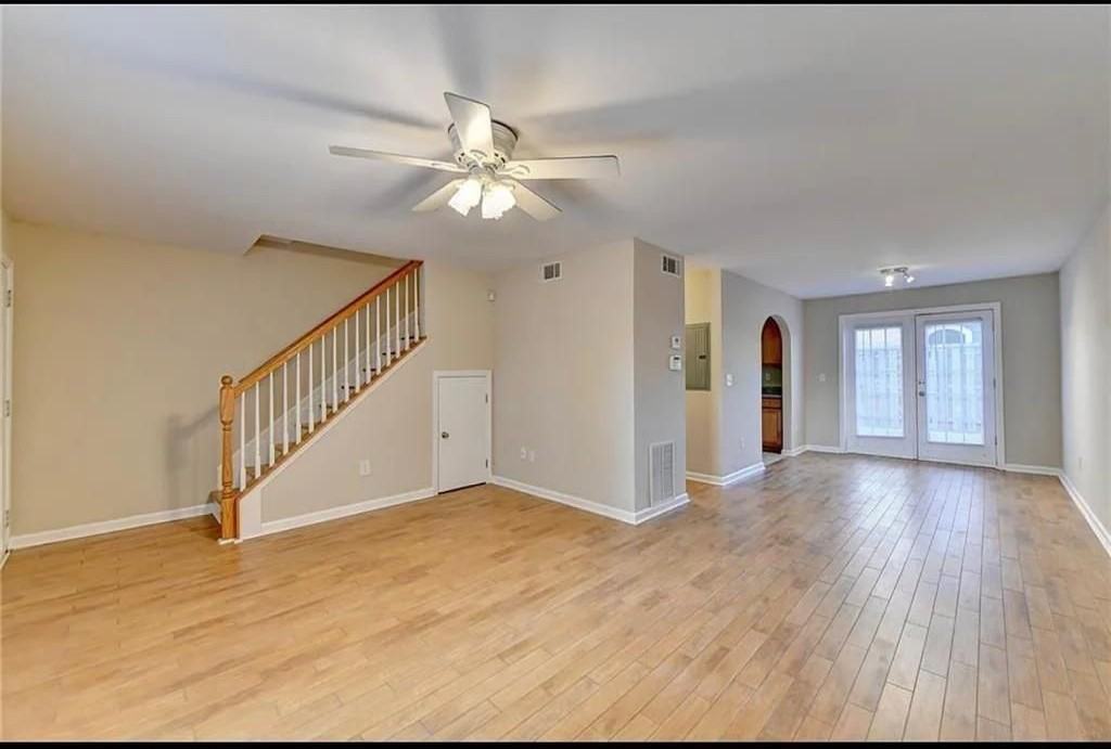 810 Summer Pl - Photo 5 of 20