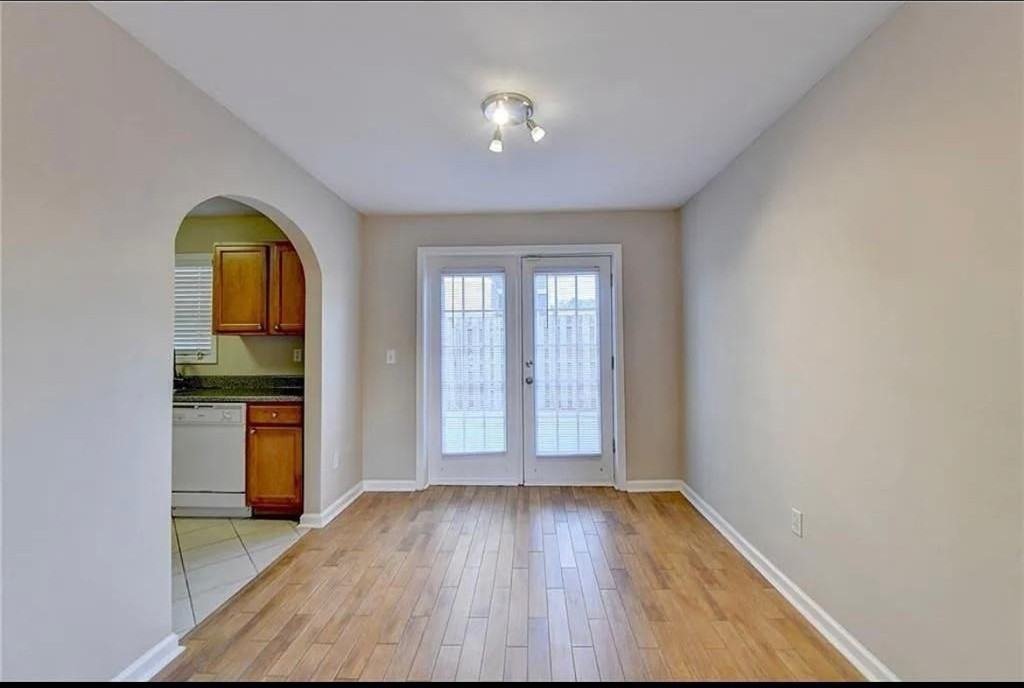 810 Summer Pl - Photo 7 of 20