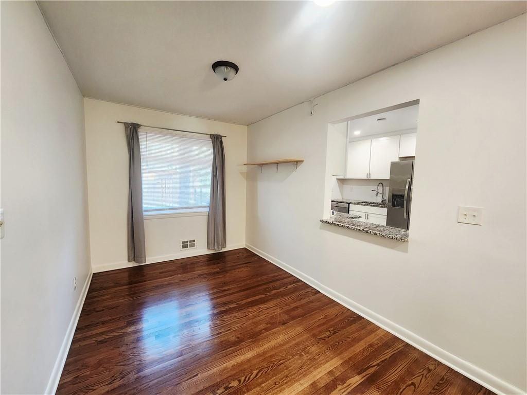 3158 Cloverhurst Dr - Photo 6 of 21