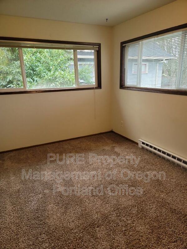 1115 Se 27th Ave - Photo 3 of 15