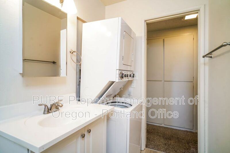 2096 Se Pinelane St - Photo 4 of 24