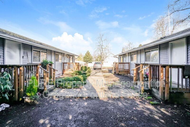 2096 Se Pinelane St - Photo 5 of 24