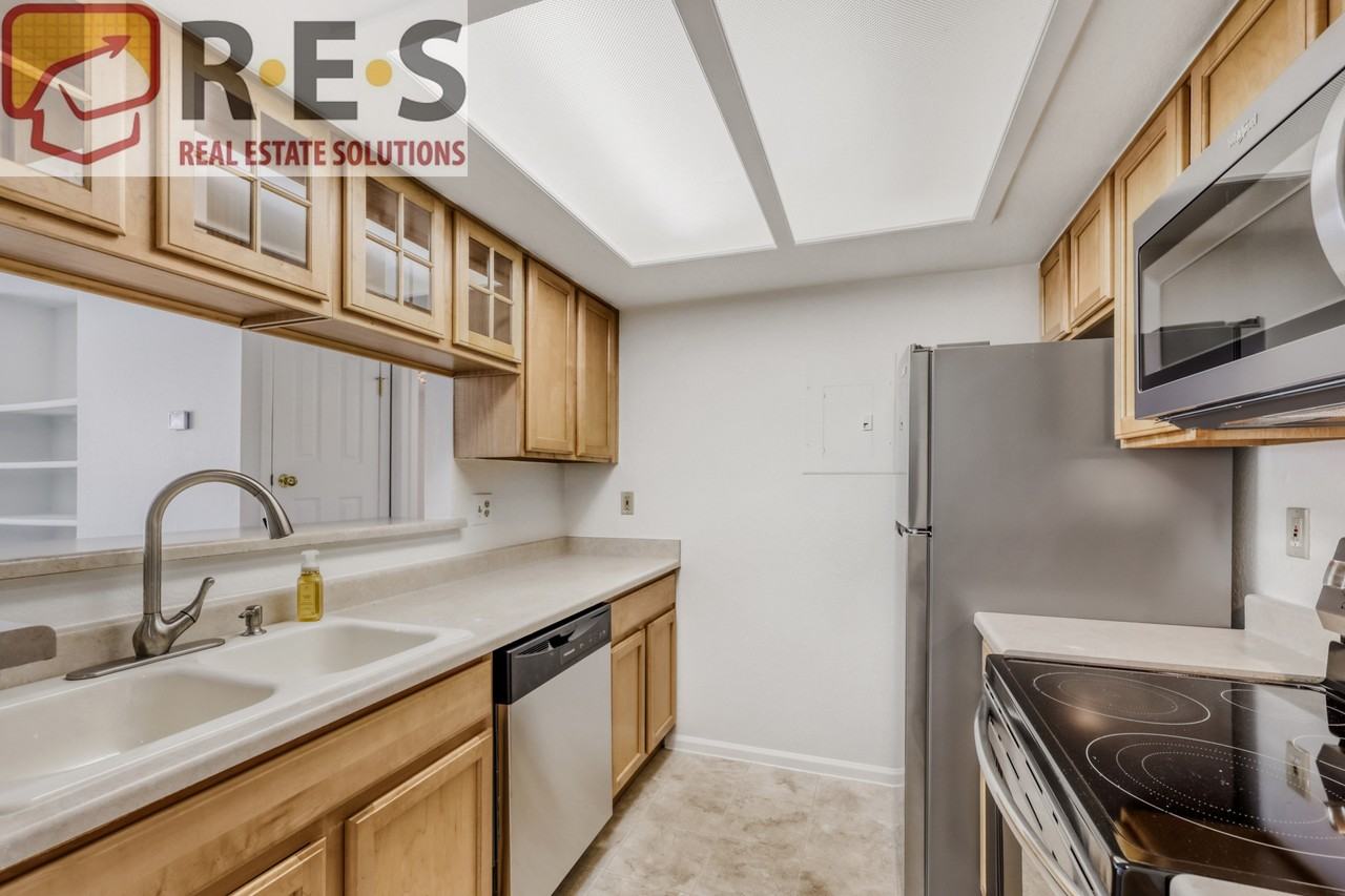 9273 E Arbor Cir #F - Photo 2 of 17