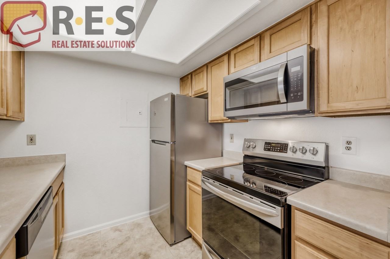 9273 E Arbor Cir #F - Photo 3 of 17