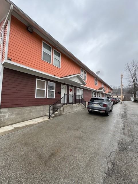 157 Plum Way - Photo 2 of 12