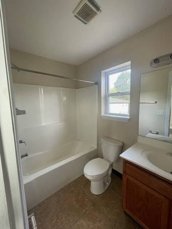 157 Plum Way - Photo 3 of 12