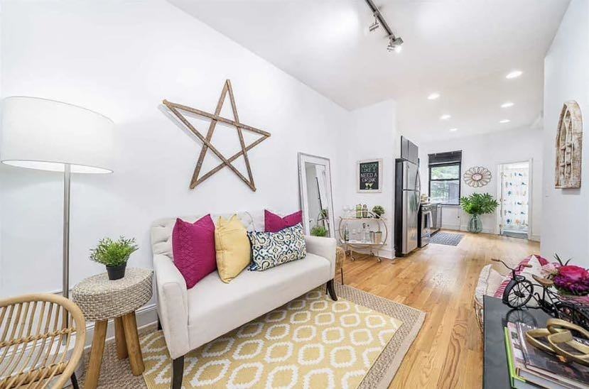 1011 Park Ave #2 - Photo 4 of 11