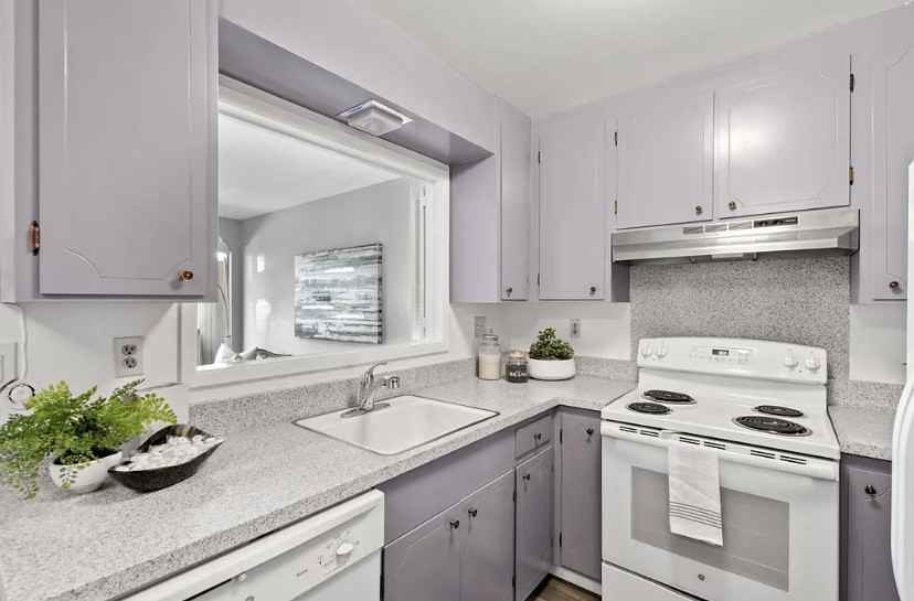 249 Elm St #202 - Photo 6 of 12