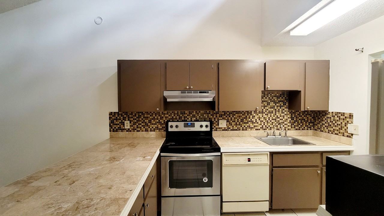 3816 Sw 69th Way #2Q