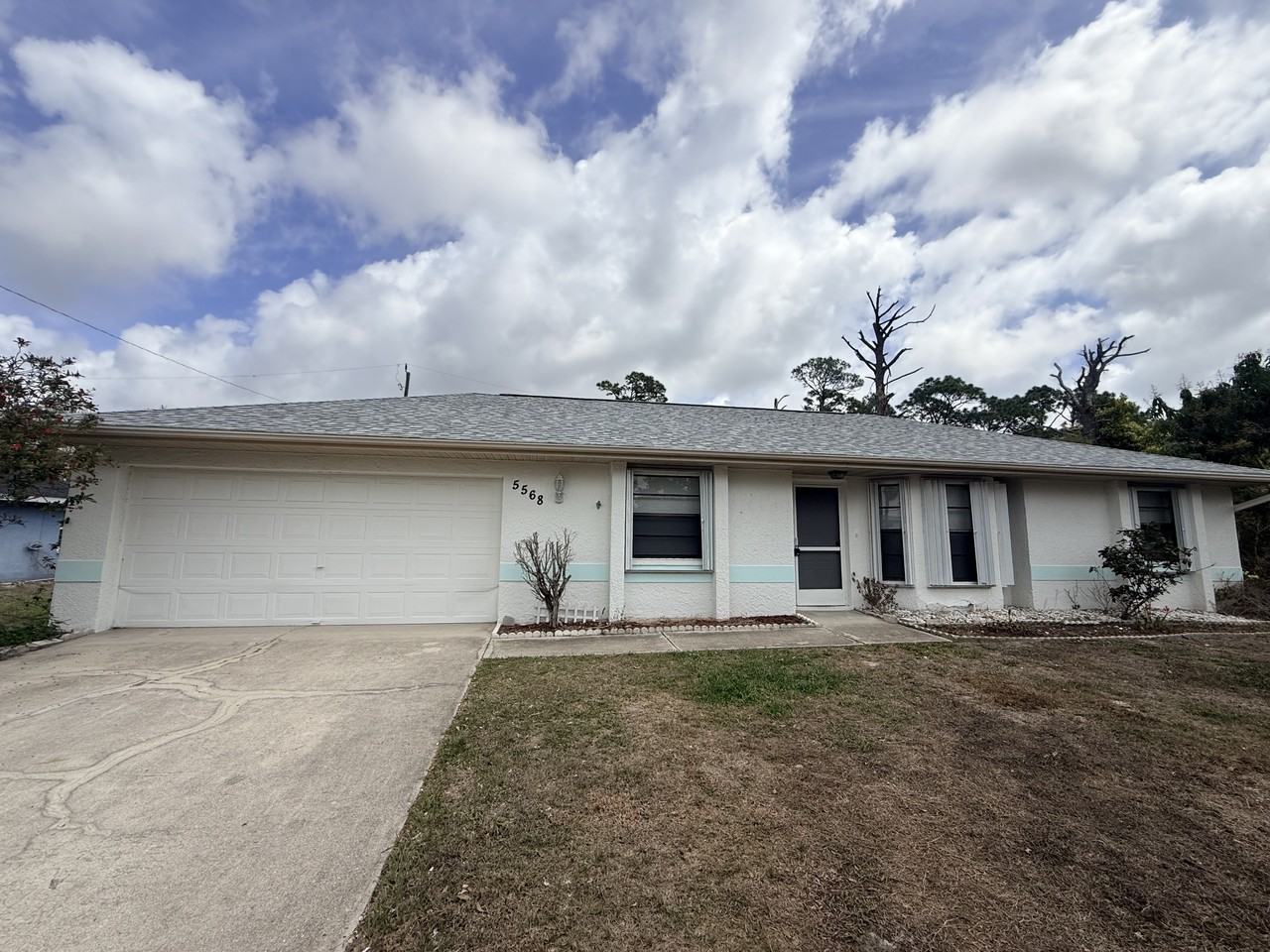 5568 Anderson Rd - Photo 3 of 12