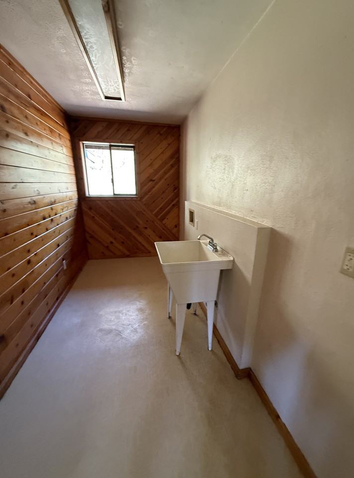 4824 Lake Shastina Dr - Photo 4 of 6