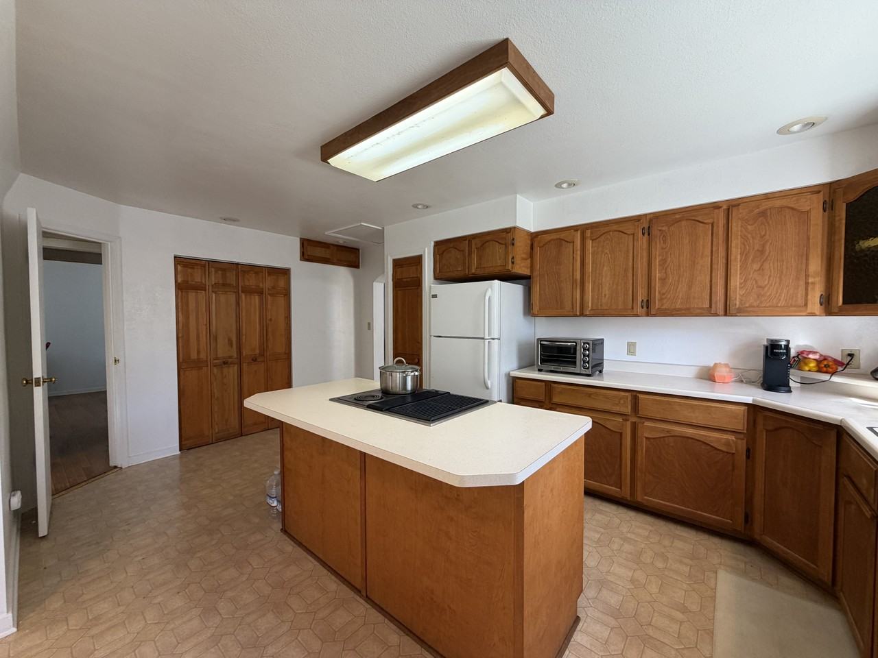 5505 Sacramento Ave - Photo 2 of 7