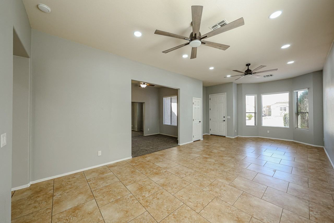 9447 E Natal Ave - Photo 5 of 28