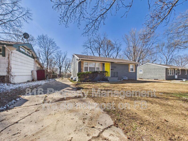 4730 Richmond Ave - Photo 2 of 24