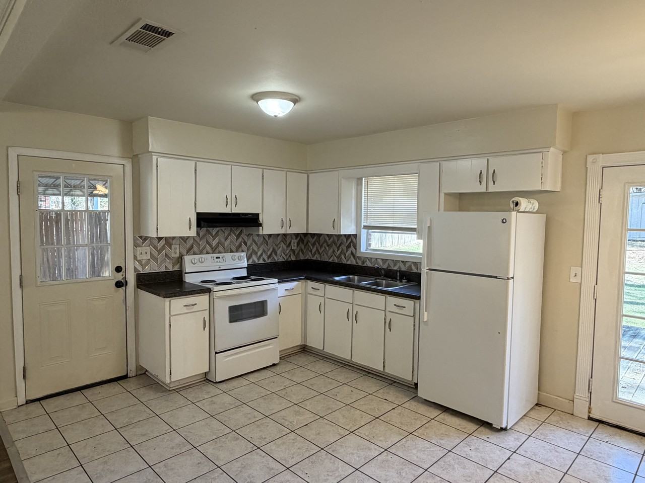 6108 King William Dr - Photo 6 of 13