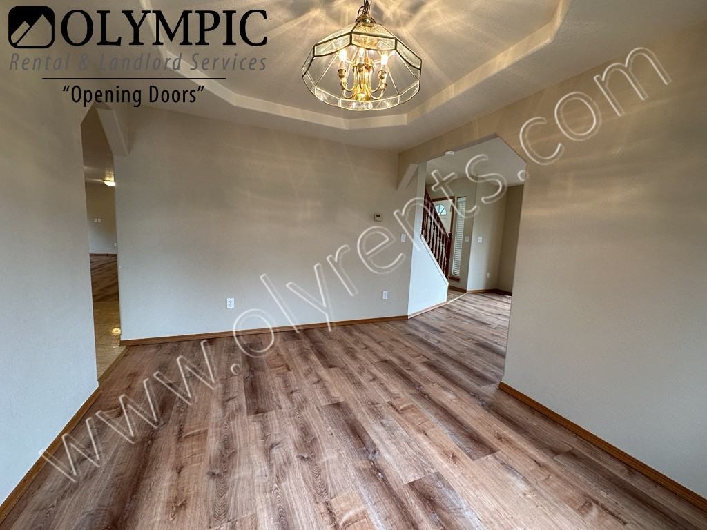 3627 22nd Ave Se - Photo 6 of 29