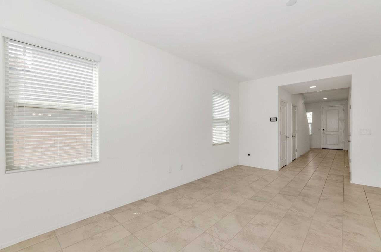 7433 S Via Casa Elegante - Photo 6 of 25