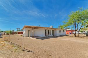 featured image of 5034 E 17th St