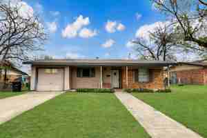 featured image of 1124 Chippendale Dr