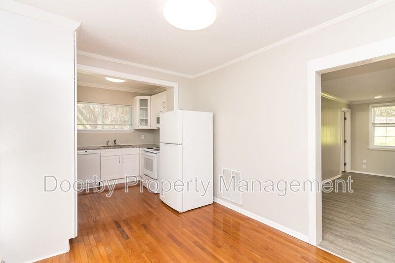 727 Talley Rd - Photo 3 of 14