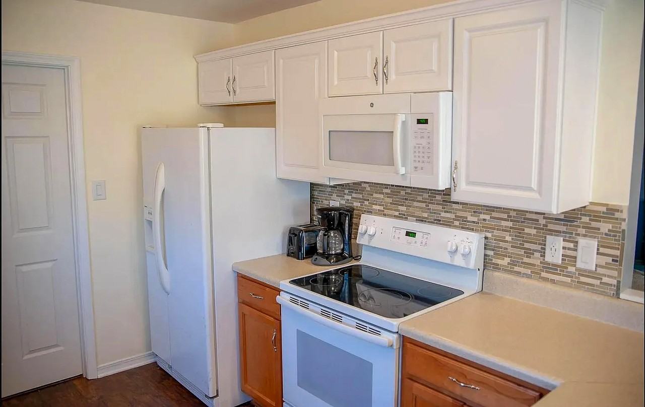 25920 Argonne Dr - Photo 4 of 5