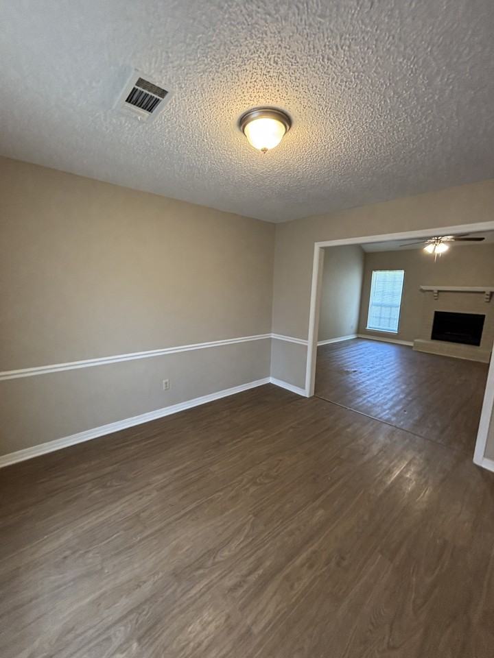 12 Tripp St - Photo 6 of 22