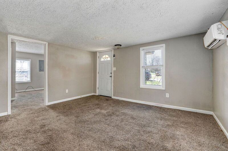 1550 N Colgate Ave - Photo 4 of 15