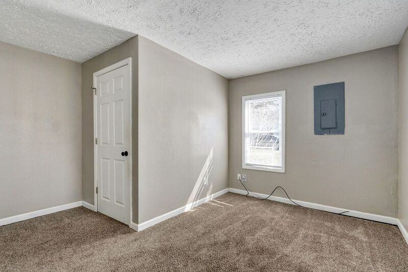 1550 N Colgate Ave - Photo 6 of 15