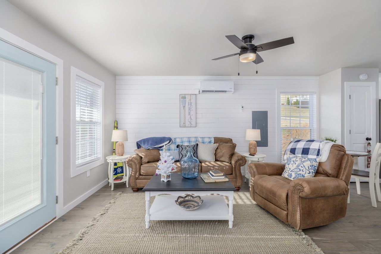 1961 Lakeshore Dr #NA - Photo 3 of 17