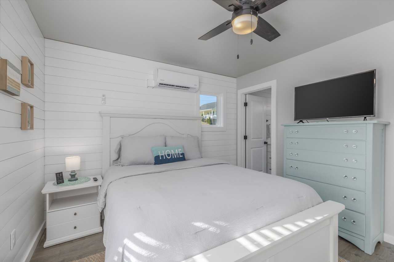 1961 Lakeshore Dr #NA - Photo 6 of 17