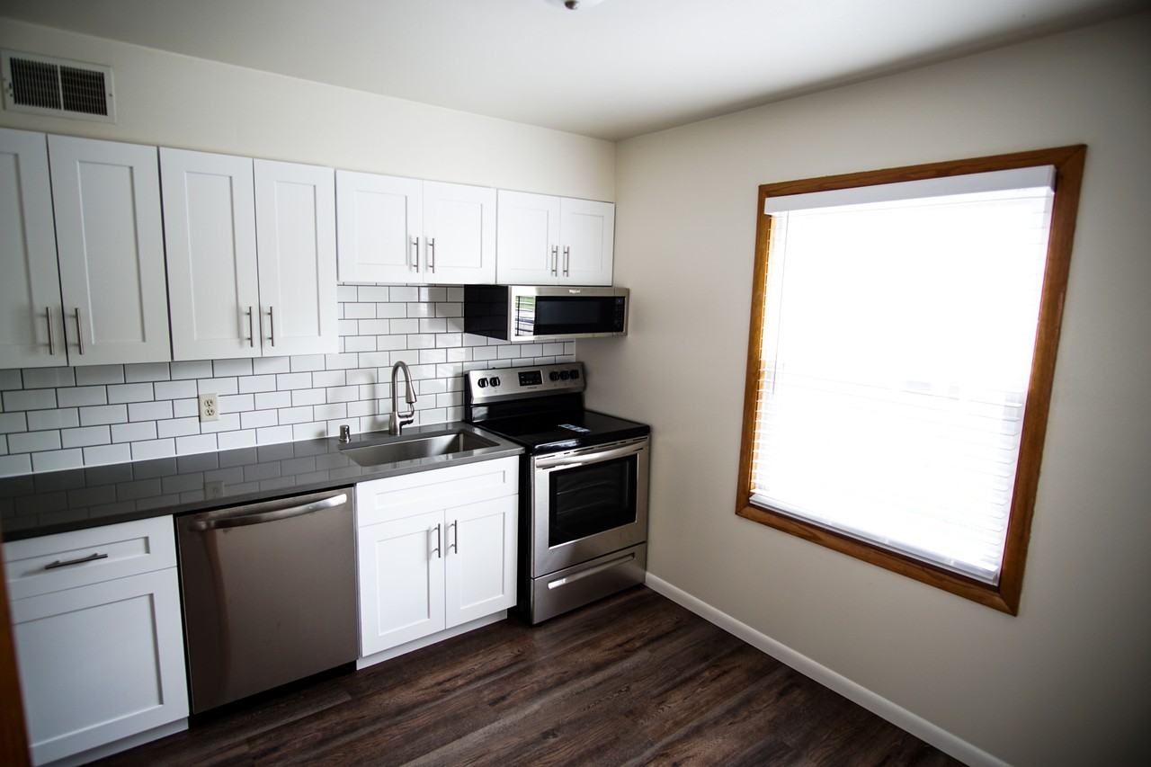 4628 W Howard Ave #4628 - Photo 2 of 15