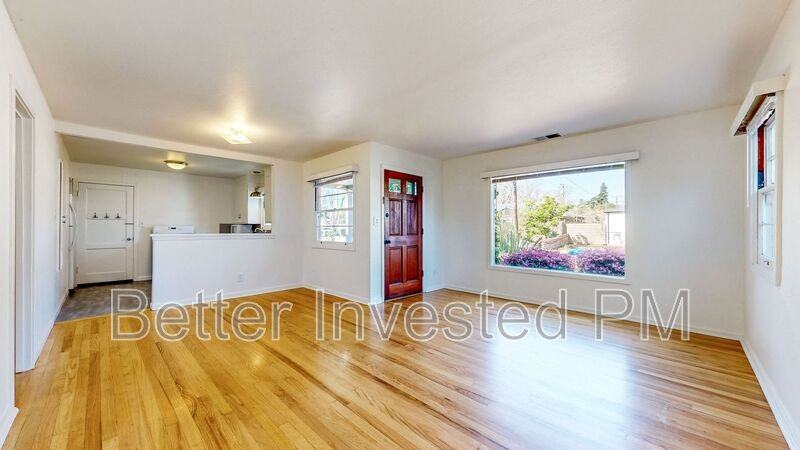 2224 Midway Dr - Photo 5 of 20