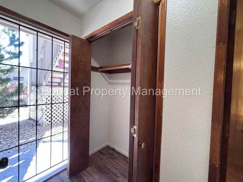 1516 South Ct #A - Photo 3 of 27