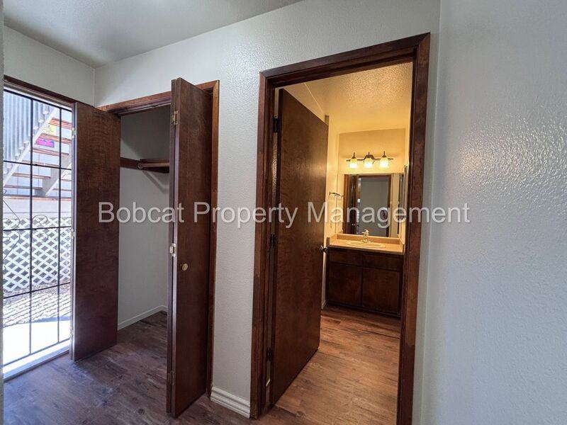 1516 South Ct #A - Photo 4 of 27