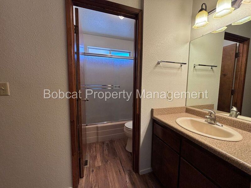 1516 South Ct #A - Photo 5 of 27