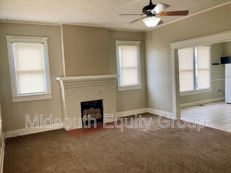 538 Tucker St #A - Photo 2 of 14