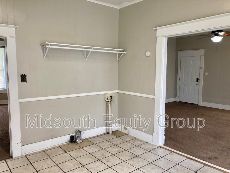 538 Tucker St #A - Photo 7 of 14