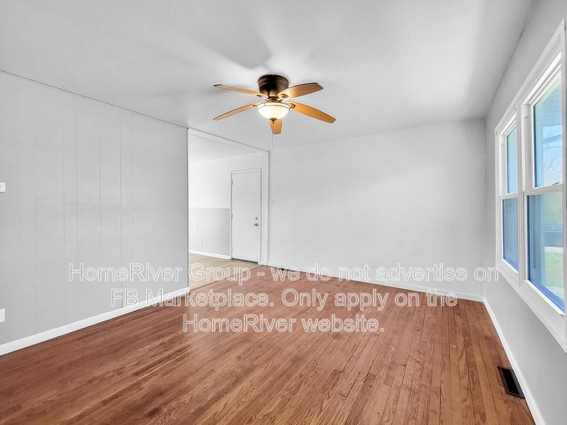 60 W Adams Dr - Photo 3 of 21