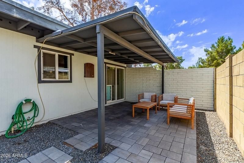 3710 E Altadena Ave - Photo 6 of 30