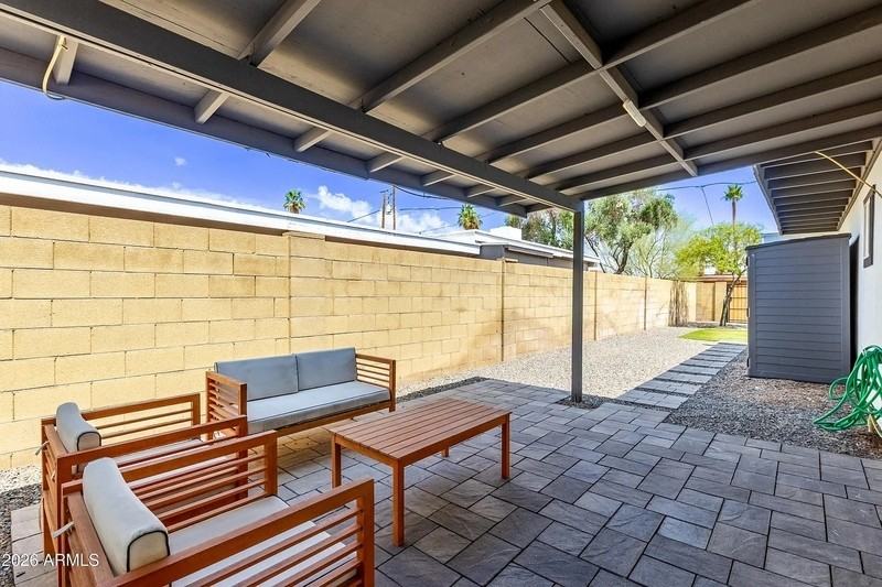 3710 E Altadena Ave - Photo 7 of 30