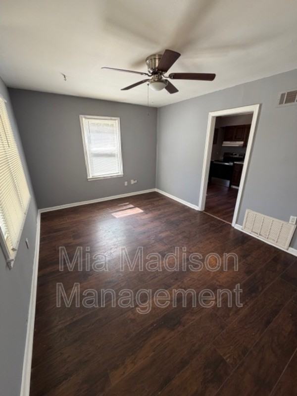 5321 Athena Dr - Photo 2 of 12